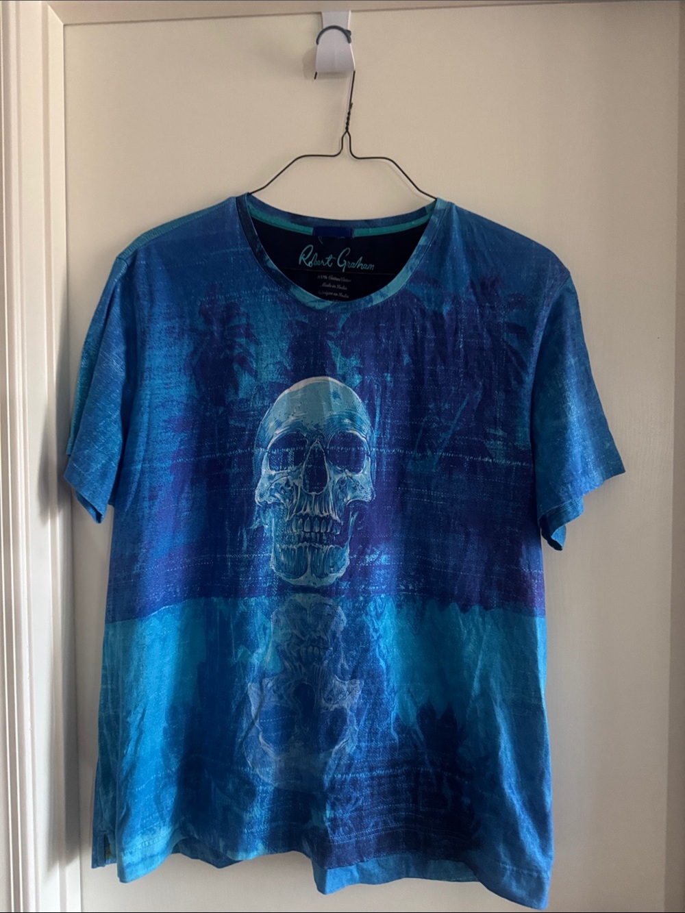 Robert Graham Blue Teal Gradient Skull Short-Sleeve Tee